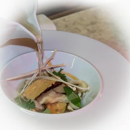 Les Trois Soleils Отель 3*