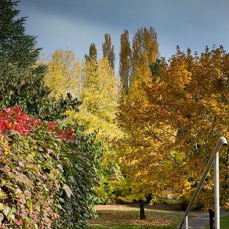 Les Trois Soleils Отель