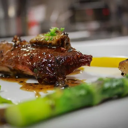 Отель Les Trois Soleils 3*