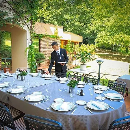 Hotel Les Trois Soleils 4*