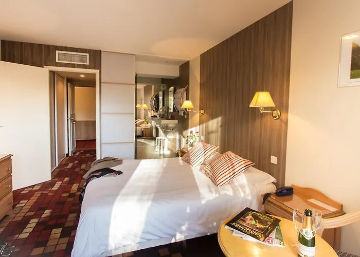 Otel Les Trois Soleils